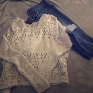 Hollister knit sweater 😍